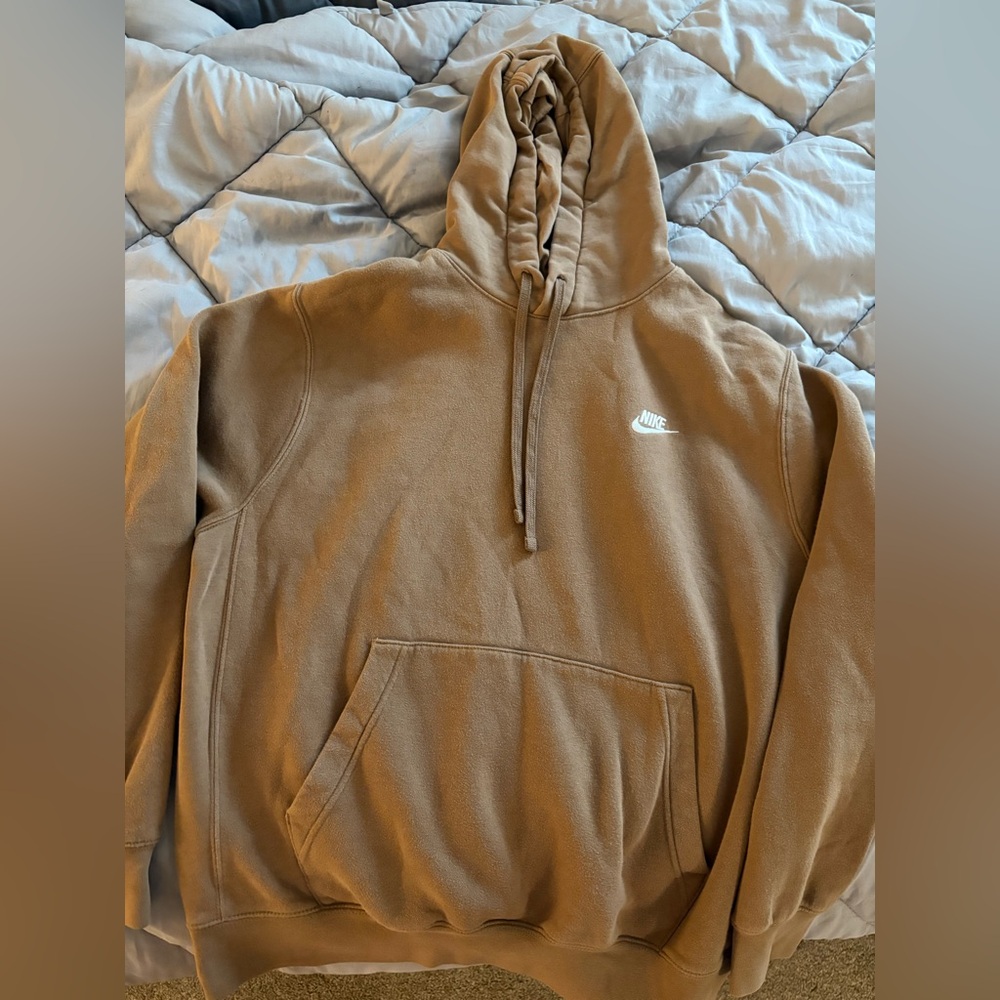Nike Tan Sweatshirt